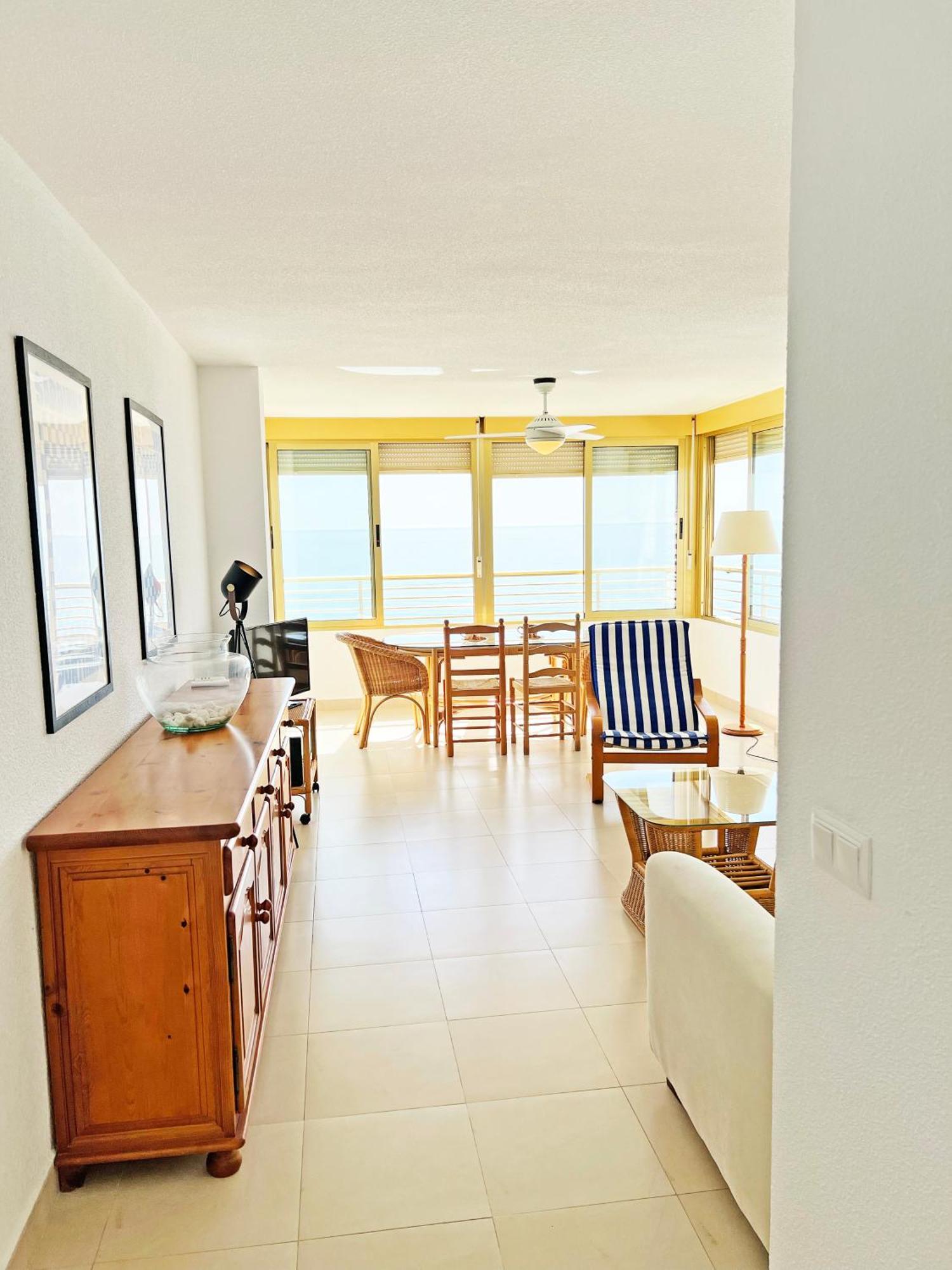 Oasis Frente Al Mar. Parking Gratis Apartman El Campello Kültér fotó